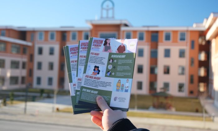 Fakültemiz Öğrencilerinden Örnek Sosyal Sorumluluk Projesi: Uyuz Hastalığına Dikkat Çektiler